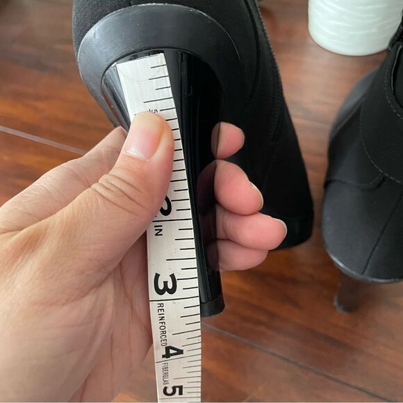 STUART WEITZMAN BLACK GORE-TEX NEOPRENE ANKLE BOOTS HIGH HEEL SIZE 9 M - Picture 7 of 11